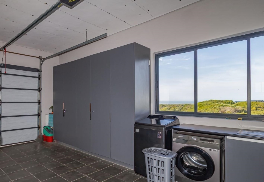4 Bedroom Property for Sale in Romansbaai Estate Western Cape